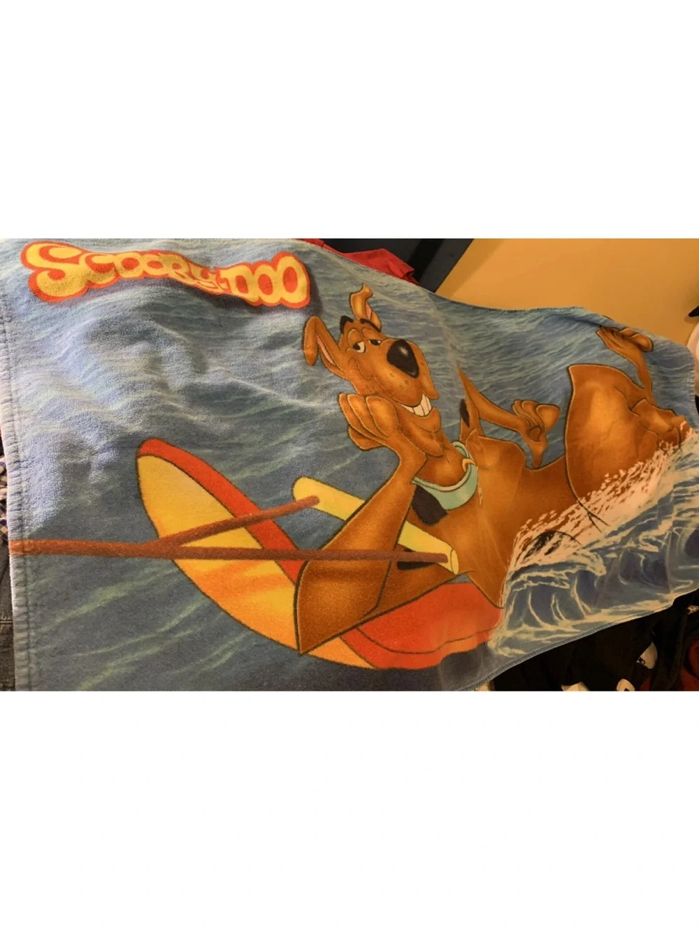 Vintage Scooby Doo beach towel all over print with Water Skiing Scooby‎ Doo